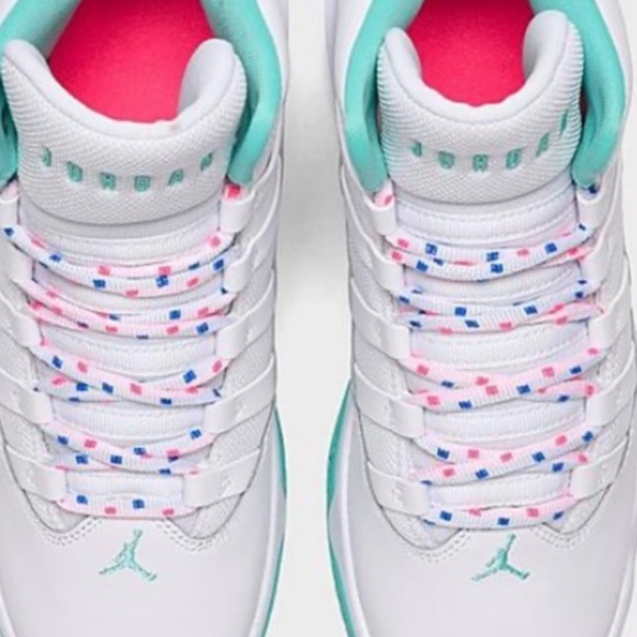 Shoes - Picture 2 of 2